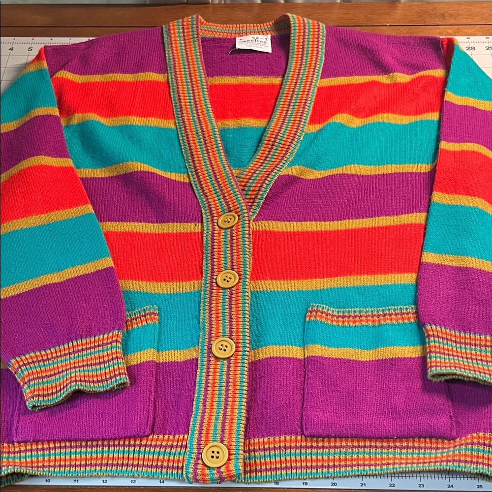 VTG SWEETREE Colorful Striped Cardigan with Wooden Buttons MEDIUM